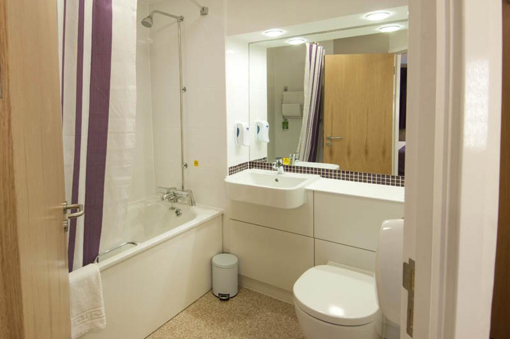 Premier Inn Hatfield 客房 照片